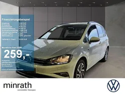 Weiß Gebraucht 2019 VW Golf Sportsvan Join Van / Kleinbus | 16.020 € (Fairer Preis)