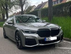 Grau Gebraucht 2021 BMW 730 M Sport Limousine | 50.000 € (Fairer Preis)