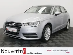 Florettsilber (silver), metallic Gebraucht 2016 Audi A3 Sportback Ambiente Kombi | 16.950 € (Guter Preis)