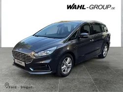 Grau Gebraucht 2021 Ford S-MAX Titanium Van / Kleinbus | 28.990 € (Guter Preis)