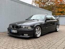 Schwarz Gebraucht 1993 BMW 128 M Sport Coupé | 14.900 €