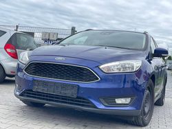 Blau Gebraucht 2015 Ford Focus Kombi | 4.499 € (Superpreis)