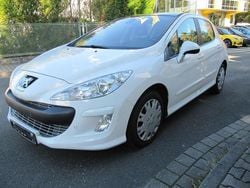 Weiß Gebraucht 2010 Peugeot 308 Platinum Limousine | 3.435 € (Fairer Preis)