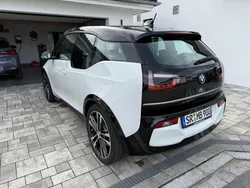 Weiß Gebraucht 2022 BMW i3 Kleinwagen | 21.200 € (Guter Preis)