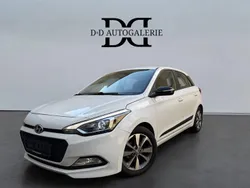 Weiß Gebraucht 2017 Hyundai i20 Active Limousine | 10.900 € (Fairer Preis)