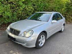 Silber Gebraucht 2003 Mercedes C320 Limousine | 5.900 € (Teuer)