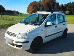 Weiß Gebraucht 2010 Fiat Panda Kleinwagen | 1.699 €