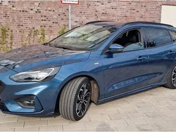 Blau Gebraucht 2020 Ford Focus ST-Line X Kombi | 18.500 € (Guter Preis)