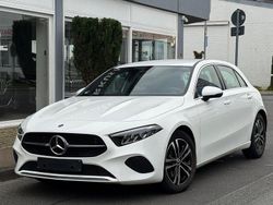 Weiß Gebraucht 2023 Mercedes A180 Limousine | 25.990 € (Guter Preis)