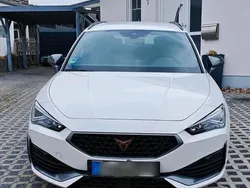 Weiß Gebraucht 2022 Cupra Leon VZ Kombi | 27.999 € (Etwas zu teuer)