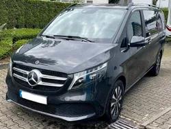 Grau Gebraucht 2023 Mercedes V300 Avantgarde Van / Kleinbus | 70.000 € (Etwas zu teuer)