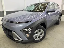 Meta blue pearl pm2 Neu 2025 Hyundai Kona Style SUV | 30.969 € (Fairer Preis)