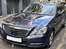 Grau Gebraucht 2011 Mercedes E350 Limousine | 11.500 € (Fairer Preis)