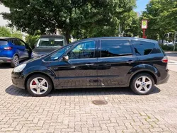 Schwarz Gebraucht 2008 Ford S-MAX Van / Kleinbus | 3.990 €