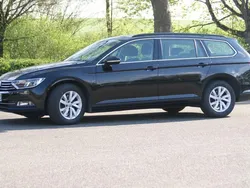 Schwarz Gebraucht 2018 VW Passat Comfortline Kombi | 9.500 € (Fairer Preis)