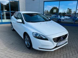 Weiß Gebraucht 2014 Volvo V40 You! Kombi | 11.950 € (Fairer Preis)