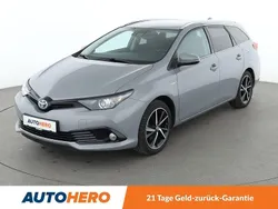 Grau Gebraucht 2018 Toyota Auris Touring Sports Team Kombi | 15.350 € (Fairer Preis)