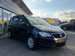 Schwarz Gebraucht 2009 VW Touran Trendline Van / Kleinbus | 4.990 € (Fairer Preis)