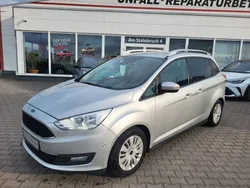 Silber Gebraucht 2019 Ford Grand C-Max Cool & Connect Van / Kleinbus | 10.490 € (Fairer Preis)