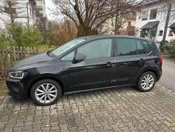 Schwarz Gebraucht 2015 VW Golf Sportsvan LOUNGE Van / Kleinbus | 8.900 € (Fairer Preis)