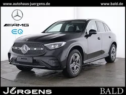 Schwarz obsidianschwarz metallic Gebraucht 2025 Mercedes GLC300e AMG SUV | 63.790 € (Guter Preis)