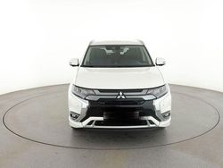 Weiß Gebraucht 2019 Mitsubishi Outlander P-HEV Plus SUV | 21.800 € (Fairer Preis)