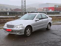 Silber Gebraucht 2004 Mercedes C200 Limousine | 1.500 € (Superpreis)