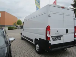 Weiß Neu 2024 Peugeot Boxer Van | 29.738 €