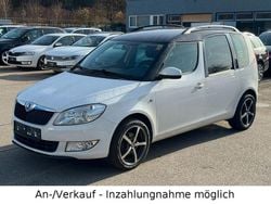 Weiß Gebraucht 2015 Skoda Roomster Fresh Van / Kleinbus | 1.990 € (Guter Preis)