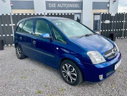 Blau Gebraucht 2004 Opel Meriva Van / Kleinbus | 2.975 € (Fairer Preis)