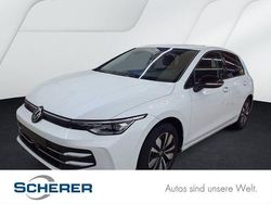 Oryxweiß perlmutteffekt (metallic) Gebraucht 2025 VW Golf VIII Goal Limousine | 29.980 € (Superpreis)