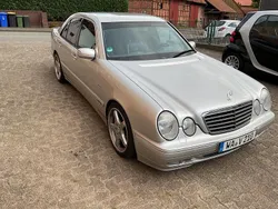Silber Gebraucht 2000 Mercedes E270 Avantgarde Limousine | 5.899 € (Guter Preis)