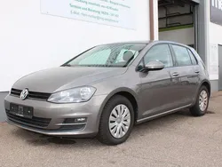 Grau Gebraucht 2013 VW Golf VII Comfortline Limousine | 8.890 € (Fairer Preis)