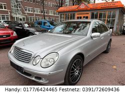 Silber Gebraucht 2002 Mercedes E320 Elegance Limousine | 4.890 € (Guter Preis)