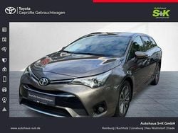 Platinumbronze metallic (bronze) Gebraucht 2017 Toyota Avensis Edition-S Kombi | 15.980 € (Etwas zu teuer)
