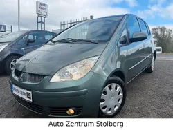 Grün Gebraucht 2004 Mitsubishi Colt Instyle Limousine | 2.850 € (Fairer Preis)