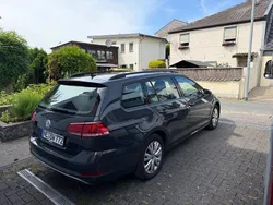 Grau Gebraucht 2018 VW Golf VII Trendline Kombi | 9.199 € (Guter Preis)