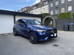 Blau Gebraucht 2020 Mercedes GLC200 AMG line SUV | 35.999 € (Fairer Preis)
