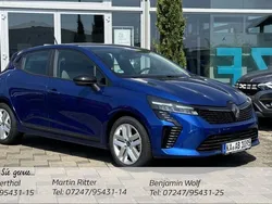 Blau Gebraucht 2024 Renault Clio V Evolution Limousine | 21.290 € (Teuer)