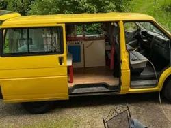 Gelb Gebraucht 2002 VW T4 Van | 2.900 €
