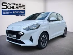 Atlas white / sol Gebraucht 2024 Hyundai i10 Trend Kleinwagen | 17.990 € (Fairer Preis)
