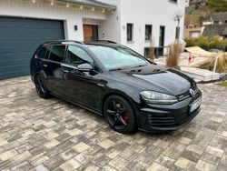 Schwarz Gebraucht 2016 VW Golf VII GTD Kombi | 12.800 € (Guter Preis)