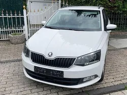 Weiß Gebraucht 2017 Skoda Fabia Ambition Kombi | 4.800 € (Fairer Preis)