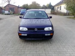 Blau Gebraucht 1996 VW Golf III Kleinwagen | 950 €
