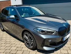 Grau Gebraucht 2020 BMW 118 Comfort Edition Kleinwagen | 26.480 € (Teuer)