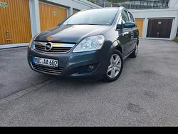 Schwarz Gebraucht 2009 Opel Zafira Van / Kleinbus | 4.400 € (Fairer Preis)