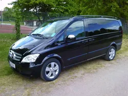 Schwarz Gebraucht 2012 Mercedes Viano Van / Kleinbus | 18.500 € (Fairer Preis)