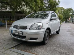 Silber Gebraucht 2005 Toyota Yaris Limousine | 1.400 € (Fairer Preis)