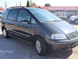 Schwarz Gebraucht 2010 VW Sharan United Van / Kleinbus | 4.900 € (Fairer Preis)