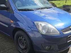 Blau Gebraucht 2007 Ford Fiesta Fun X Kleinwagen | 1.100 € (Fairer Preis)